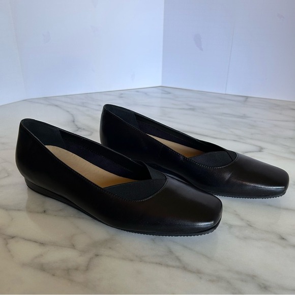 Softwalk Viana Black Leather Square Toe Elastic Goring Comfort Flats Women 8N - Picture 6 of 10
